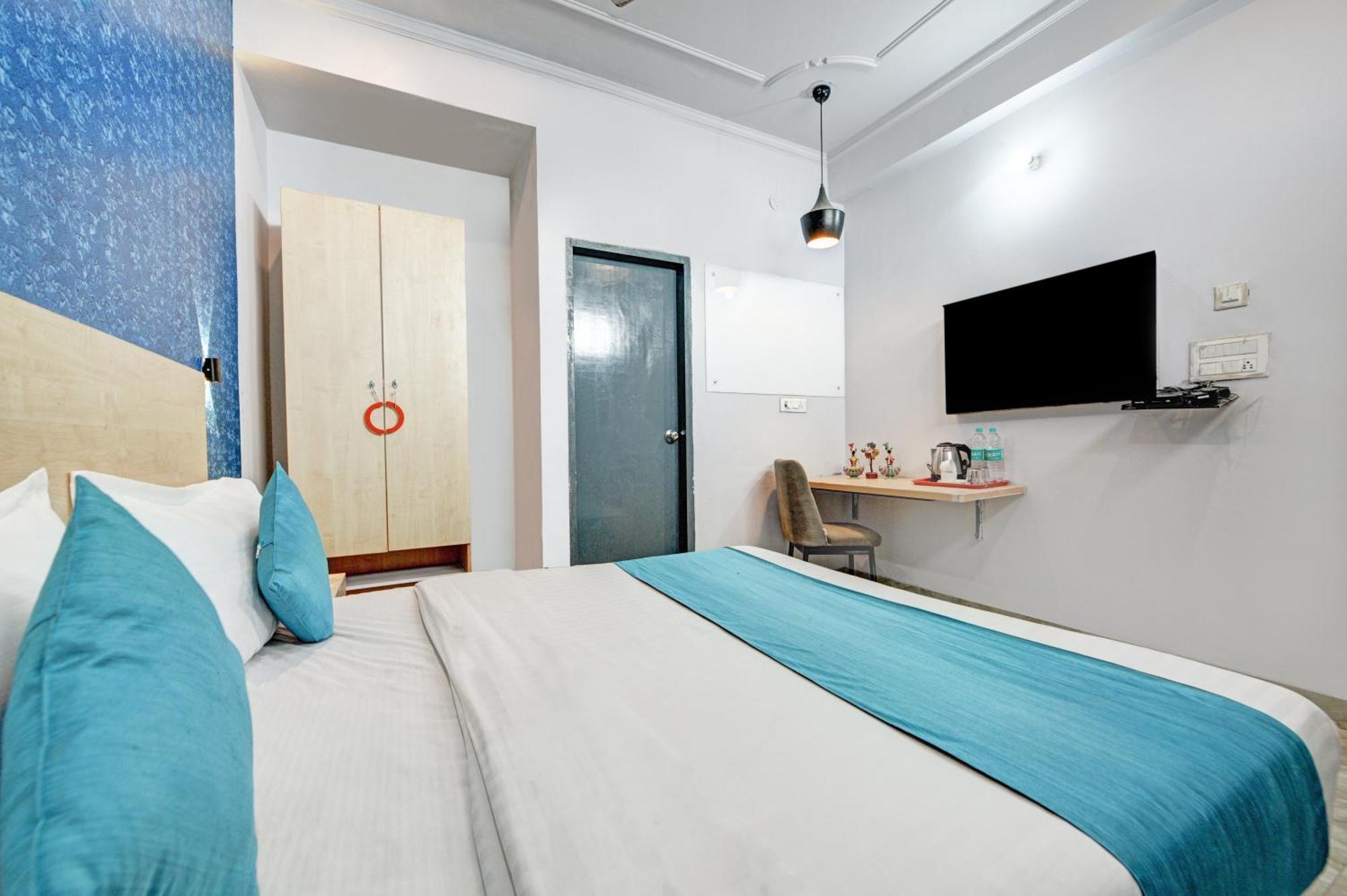 Royal Spark Inn1 - Medicity Gurugram, Near Medanta Hospital Гургаон Номер фото