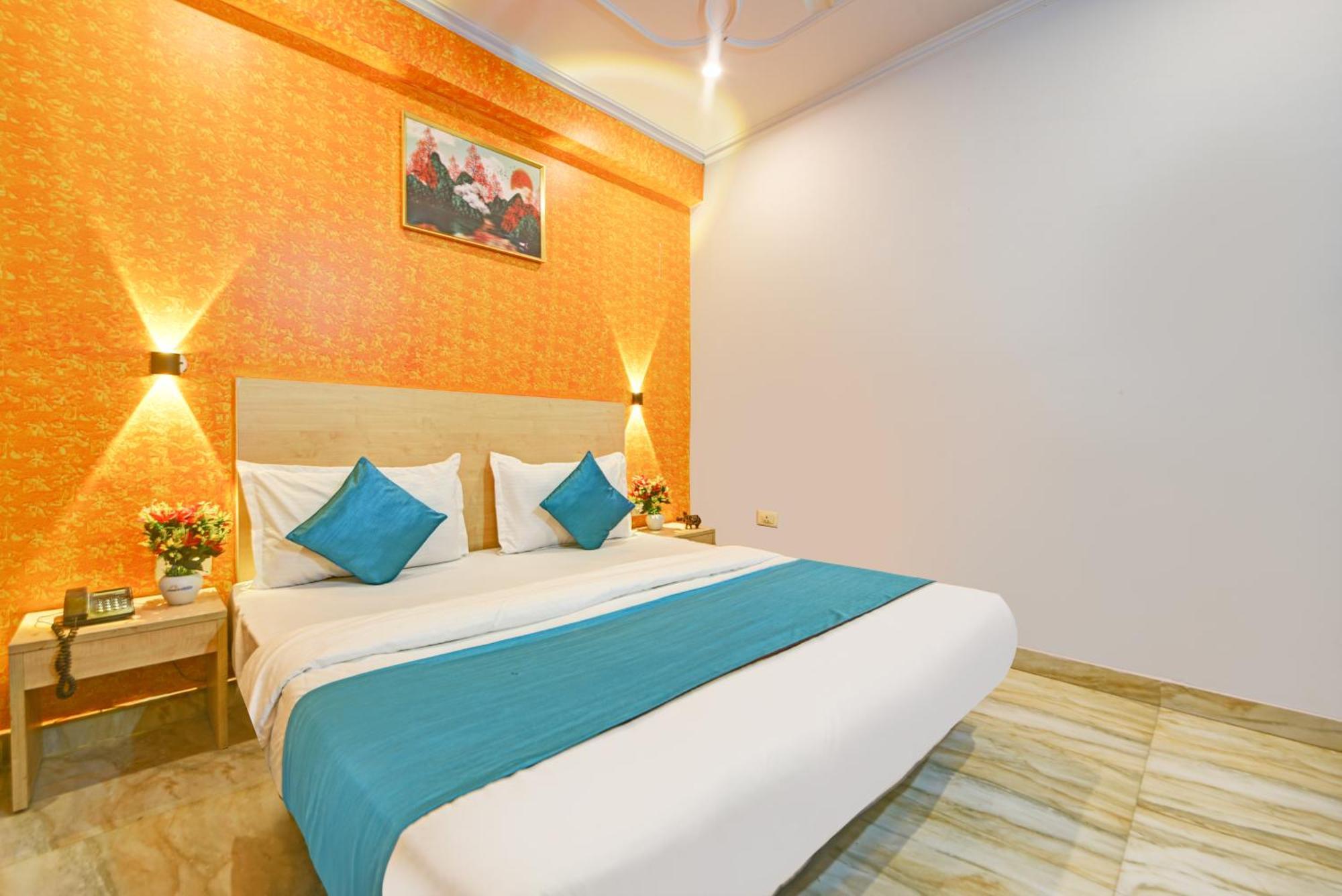 Royal Spark Inn1 - Medicity Gurugram, Near Medanta Hospital Гургаон Экстерьер фото