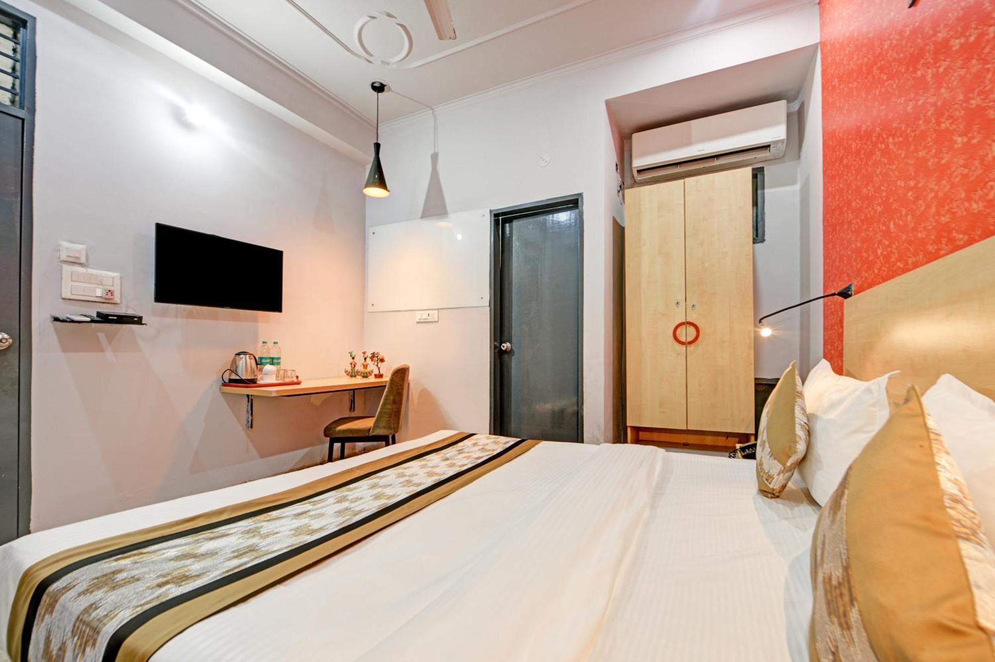 Royal Spark Inn1 - Medicity Gurugram, Near Medanta Hospital Гургаон Экстерьер фото