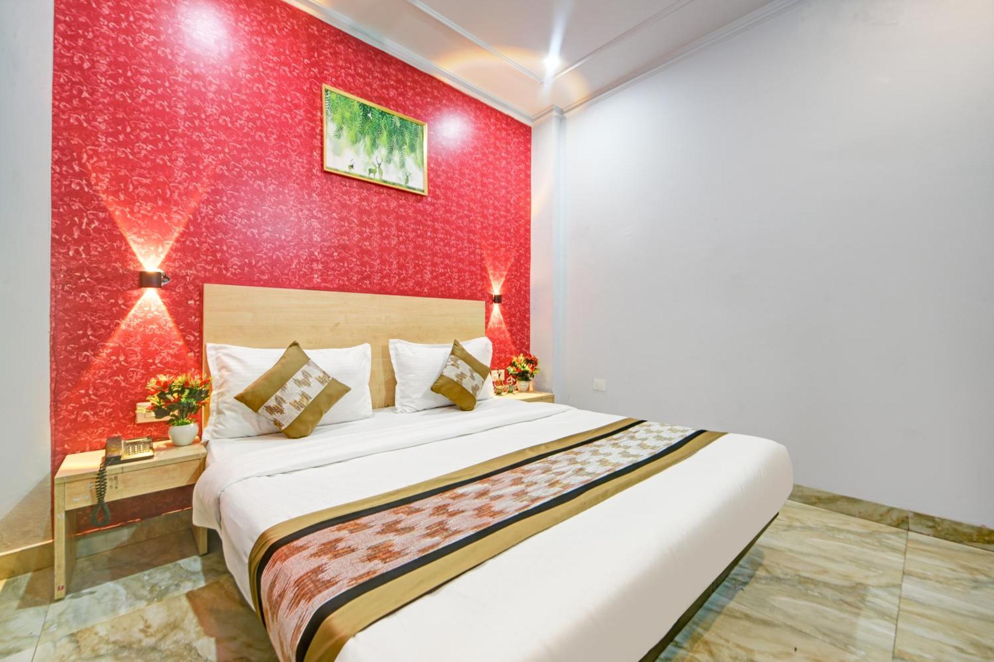 Royal Spark Inn1 - Medicity Gurugram, Near Medanta Hospital Гургаон Экстерьер фото