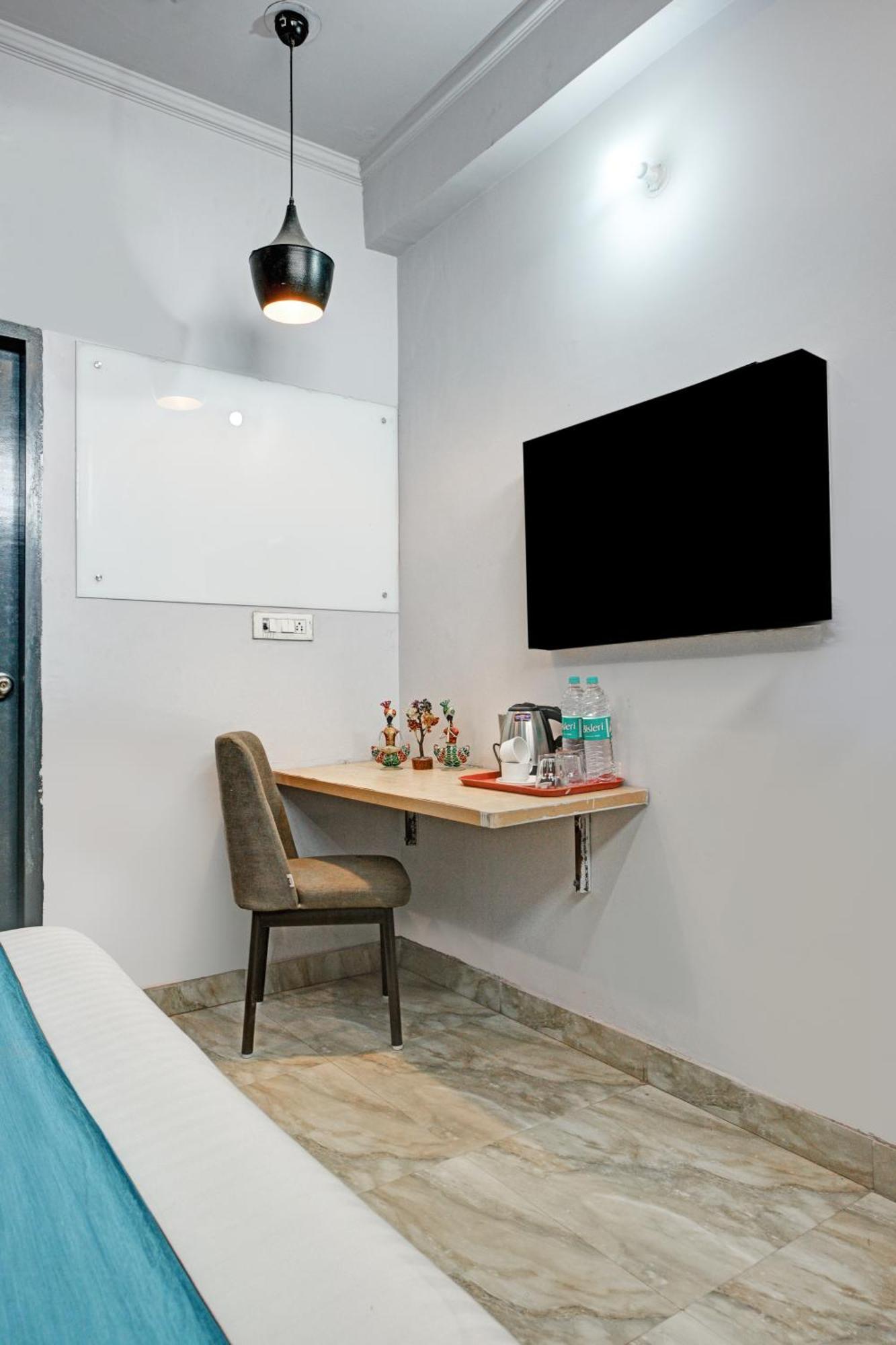 Royal Spark Inn1 - Medicity Gurugram, Near Medanta Hospital Гургаон Экстерьер фото